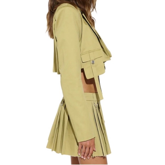 BY.DYLN Revolve Womens Cropped Blazer Jacket Green NWOT Sz Small - Picture 2 of 3